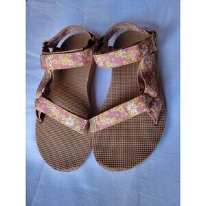 TEVA Flatform  Sandal Universal In Brown Floral Size 7